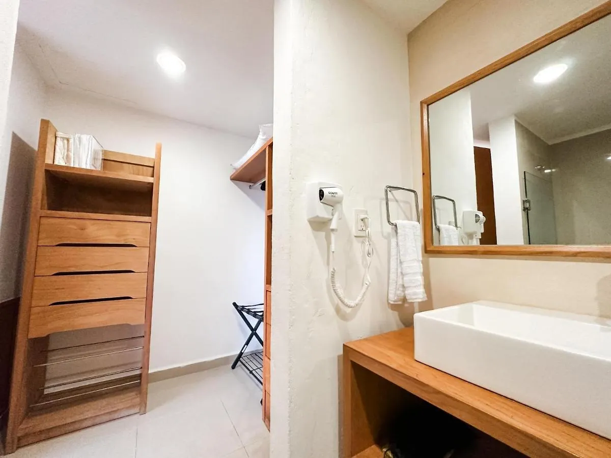 Azulb15 3 Bedroom Playacar Phase II 普拉亚卡门 公寓